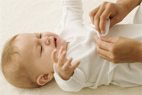 一周岁宝宝补钙食谱宝典：营养美味，助力宝宝健康成长！